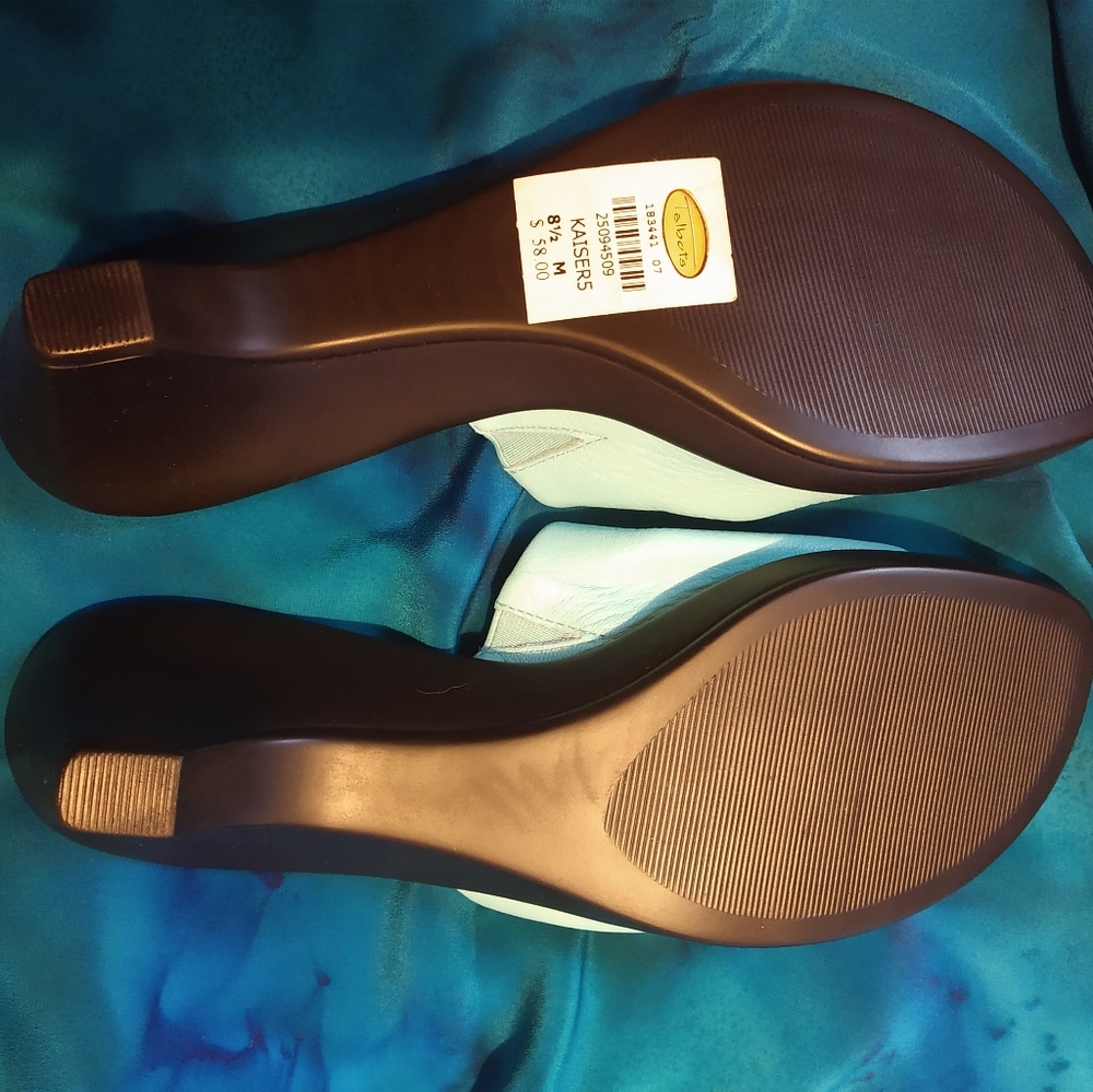Shoes - Picture 2 of 2